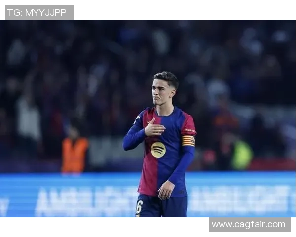 加维在球队中的角色与影响力分析及未来发展展望 加维在球队中的角色与影响力分析及未来发展展望