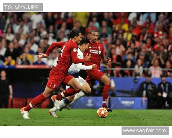 曼城与利物浦激战正酣谁能在英超巅峰对决中笑到最后