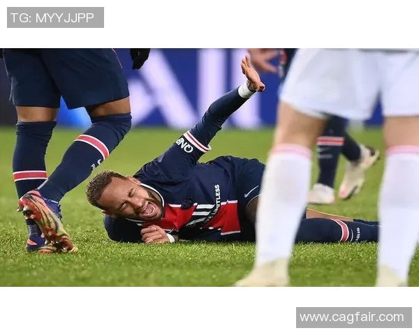内马尔本赛季第五次受伤巴黎欧冠之路再添变数与挑战